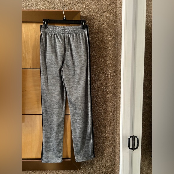 Adidas boys straight leg gray sweatpants with logo - Picture 2 of 4